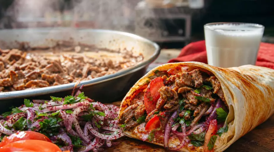 Ce grand classique turc pourrait bientôt détrôner le kebab en Allemagne : voici le plat que tout le monde veut goûter