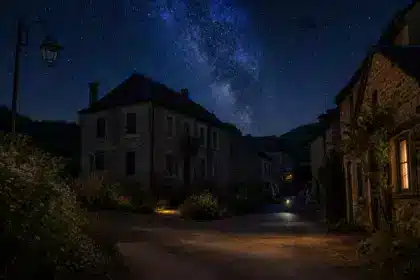 Ce village a éteint ses lampadaires la nuit en 2015 : les résultats sur la facture et la faune dix ans plus tard