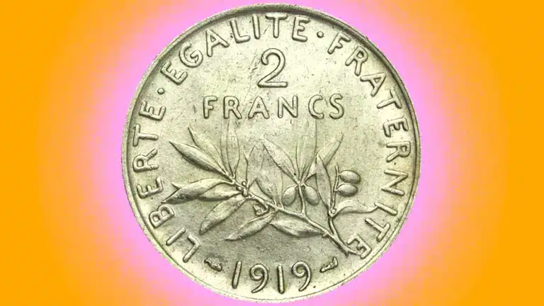 Il oublie une boîte à chaussures dans une armoire en 2004 : vingt ans plus tard, les 180 pièces en argent ont changé de valeur