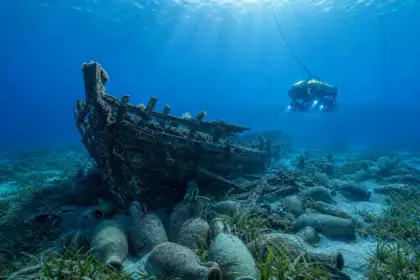 Ils cartographiaient un futur parc éolien au large de l’Italie : à 100 mètres de profondeur, le sonar révèle une épave de 2 400 ans