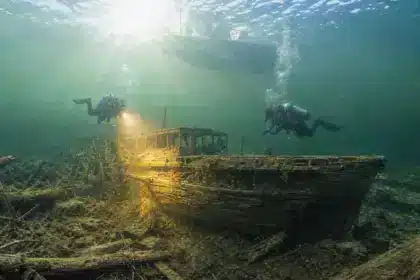 Ils cherchaient une épave perdue dans le Wisconsin : les archéologues sous-marins tombent sur un tout autre navire