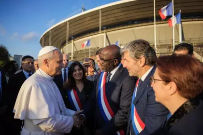Le pape va rencontrer Bally Bagayoko et des élus de Seine-Saint-Denis au Stade de France ce vendredi