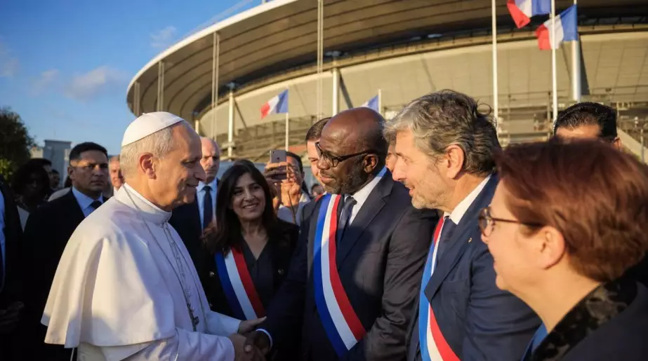 Le pape va rencontrer Bally Bagayoko et des élus de Seine-Saint-Denis au Stade de France ce vendredi