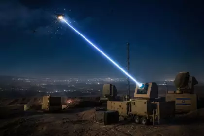 Les armes laser sont enfin une réalité : Israël met en service Iron Beam, première arme laser tactique pleinement opérationnelle