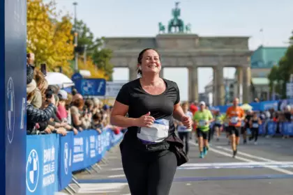 Marathon de Berlin : elle boucle les 42,195 kilomètres en tournant le dos aux chronos, et ce refus a complètement changé sa manière de courir