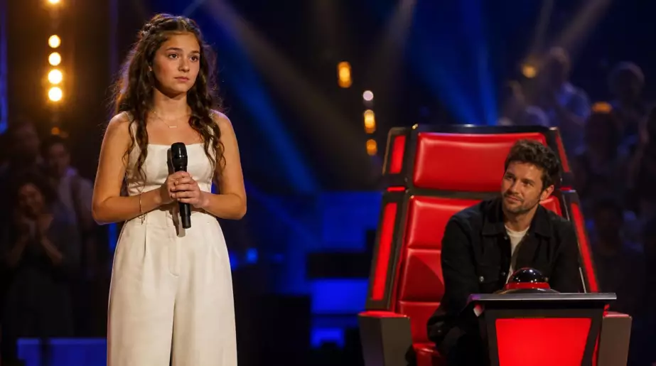 The Voice Kids : à quelques secondes de la finale, Patrick Fiori tranche et Lila, la fille de Jamel Debbouze, quitte l’aventure